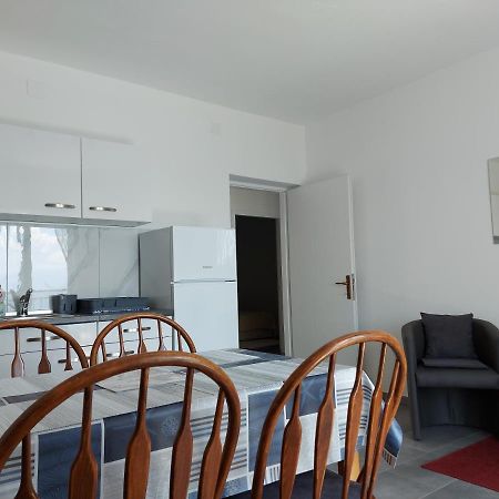 Apartmani Mare Novi Vinodolski Eksteriør bilde